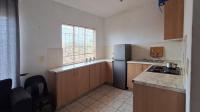 Kitchen - 9 square meters of property in Greenhills
