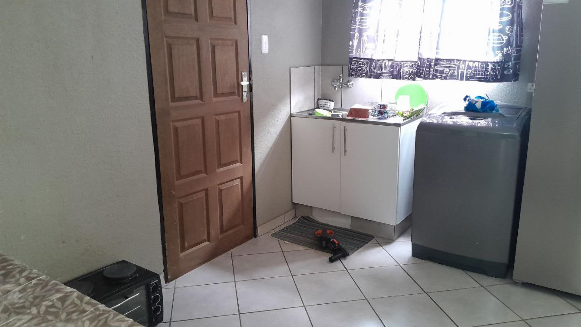 Kitchen of property in The Orchards