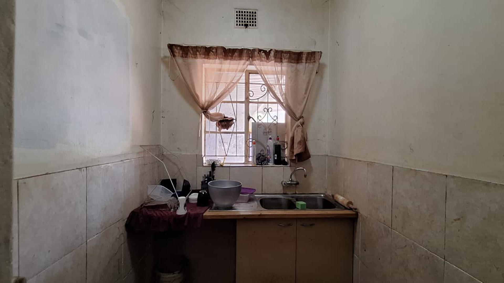 Scullery - 3 square meters of property in Elsburg