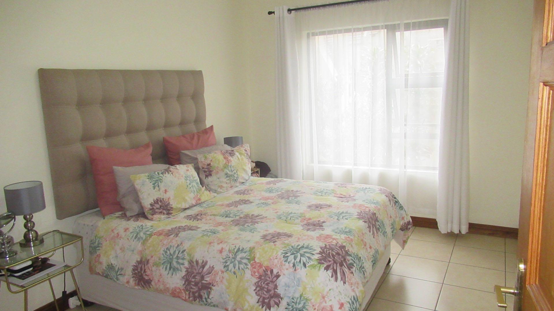 Main Bedroom - 15 square meters of property in Ferndale - JHB