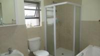 Bathroom 1 - 8 square meters of property in Ferndale - JHB