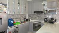 Kitchen - 10 square meters of property in Umhlanga Rocks