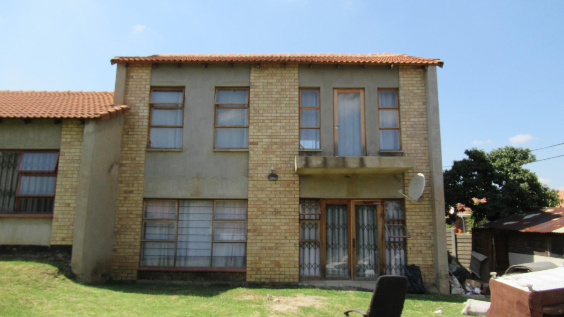 Backyard of property in Esther Park