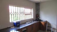 Kitchen - 41 square meters of property in Esther Park