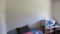 Bed Room 2 - 14 square meters of property in Esther Park