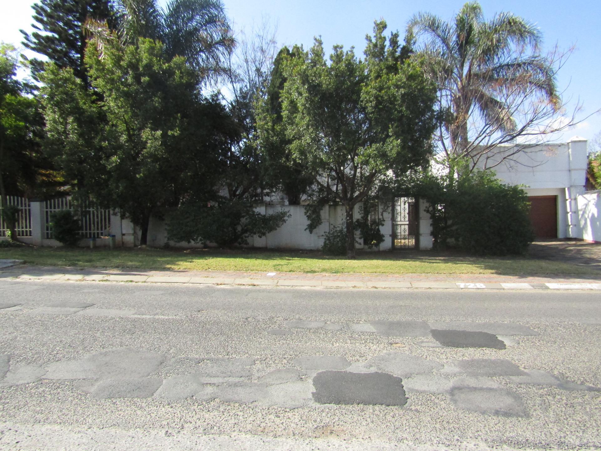 Front View of property in Sundowner