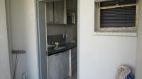 Kitchen - 6 square meters of property in Fleurhof
