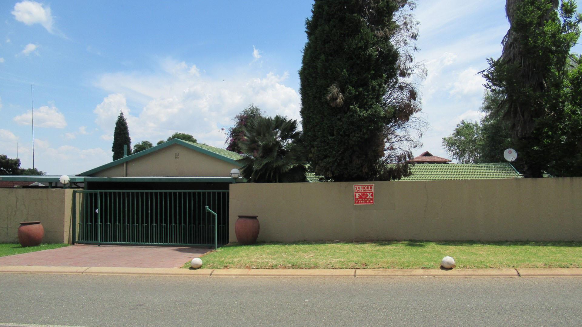 Front View of property in Mulbarton