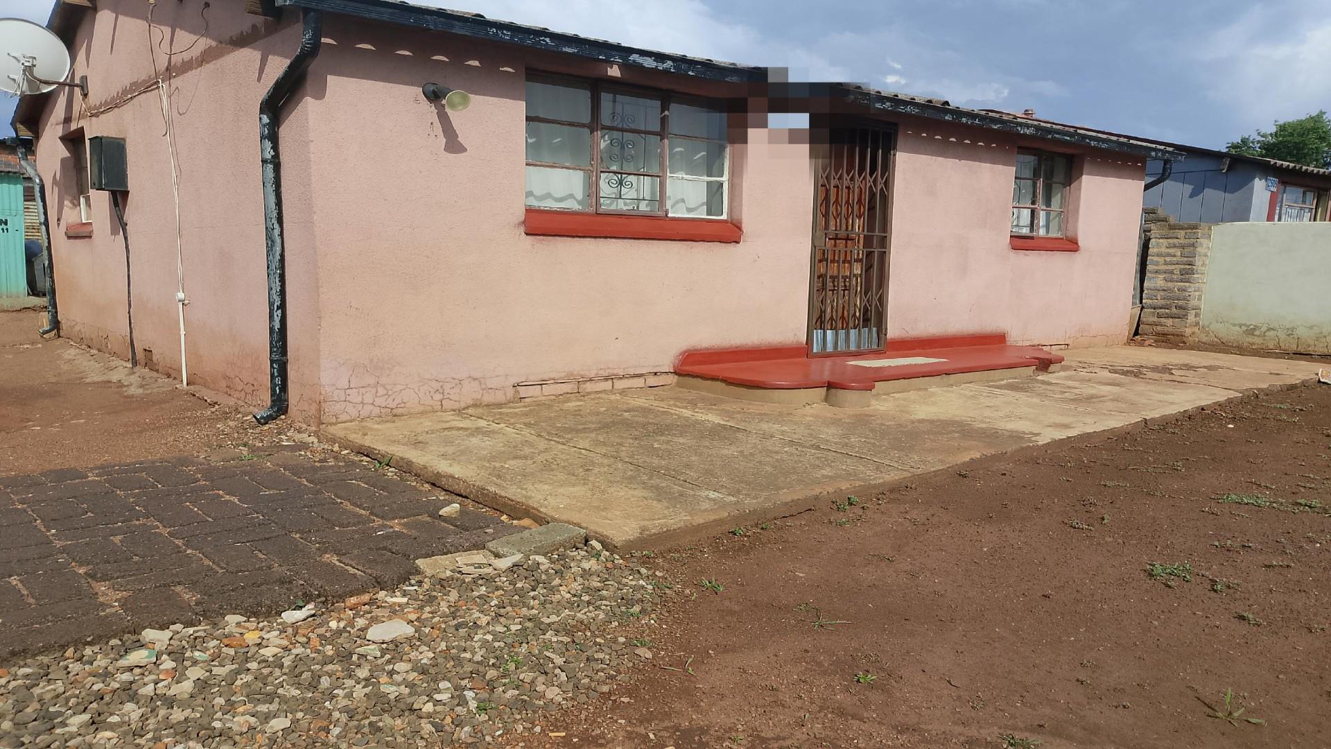 Front View of property in Sebokeng