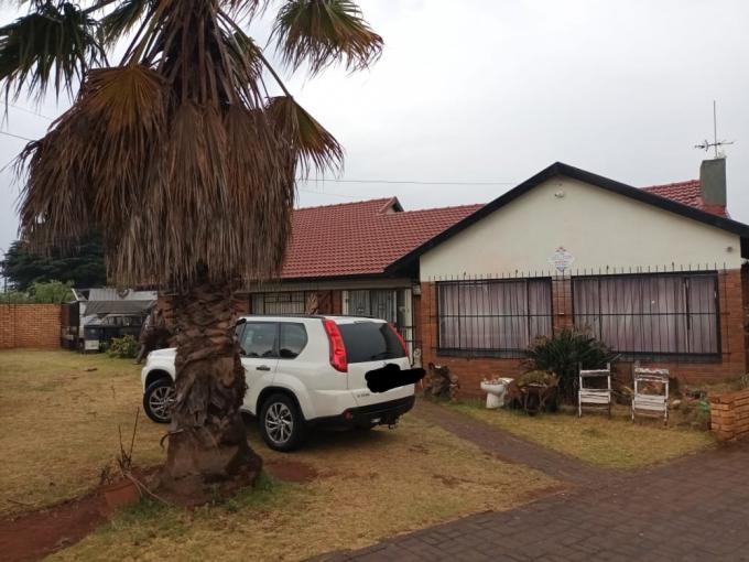 3 Bedroom House for Sale For Sale in Witpoortjie - MR537044
