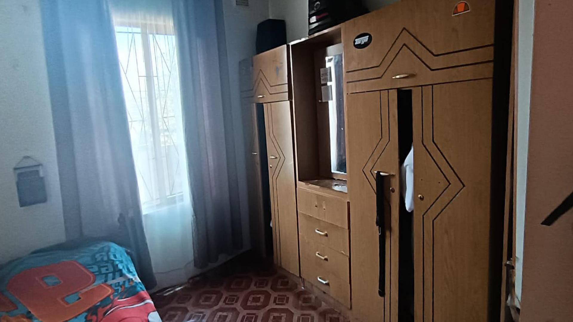 Bed Room 1 of property in Brookdale