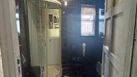 Bathroom 2 of property in Brookdale