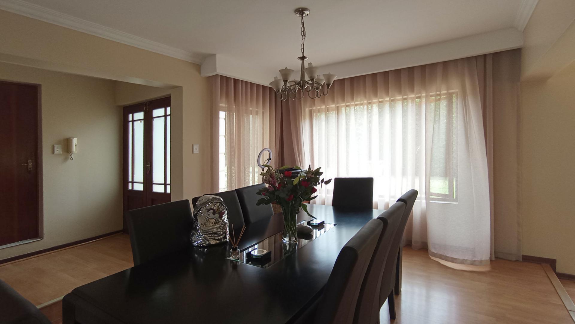 Dining Room - 26 square meters of property in Broadacres