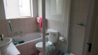 Bathroom 1 - 6 square meters of property in Ravensklip