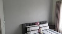 Bed Room 1 - 11 square meters of property in Ravensklip