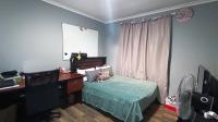Bed Room 3 - 12 square meters of property in Bothasig 