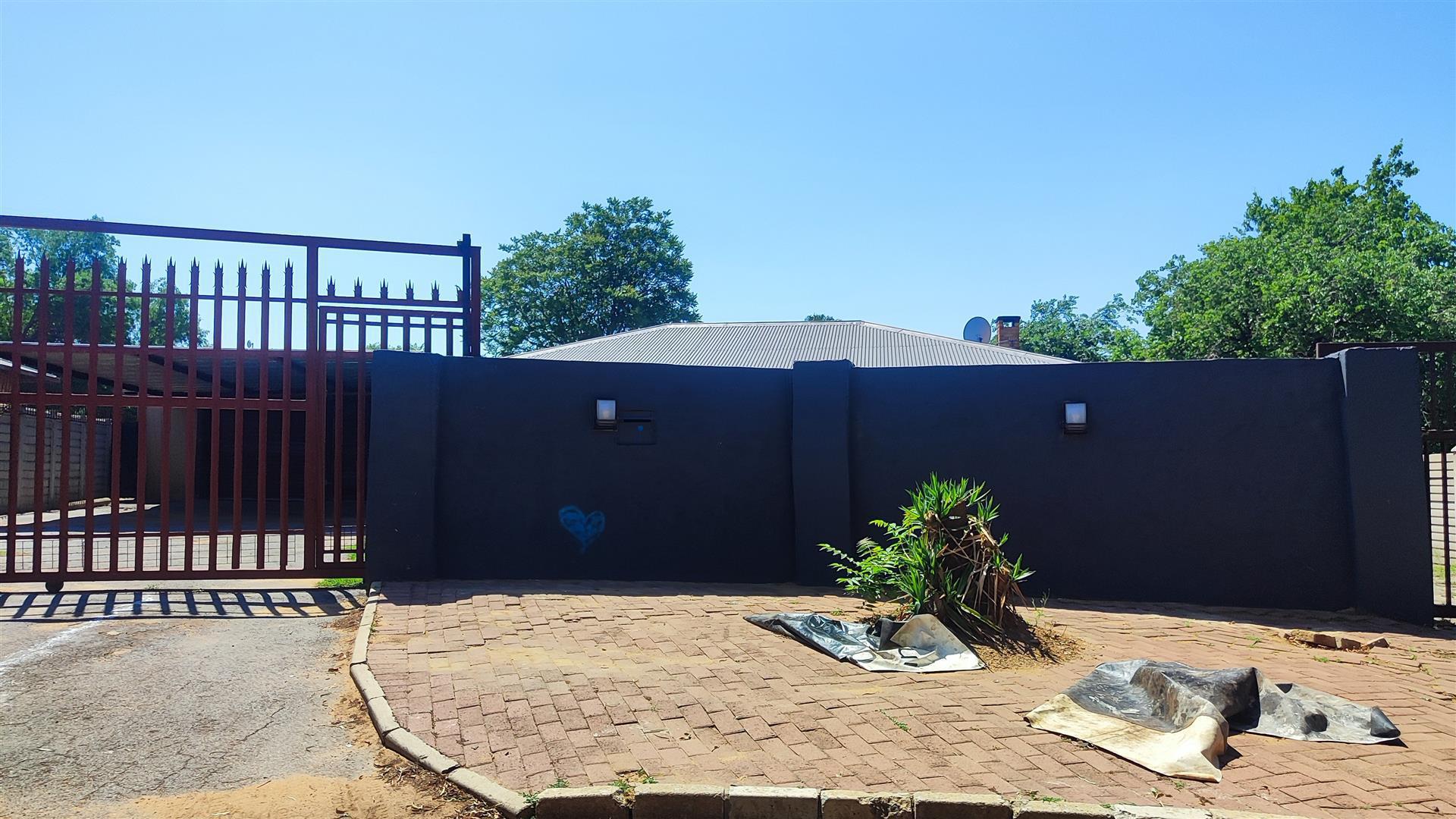 Front View of property in Vanderbijlpark
