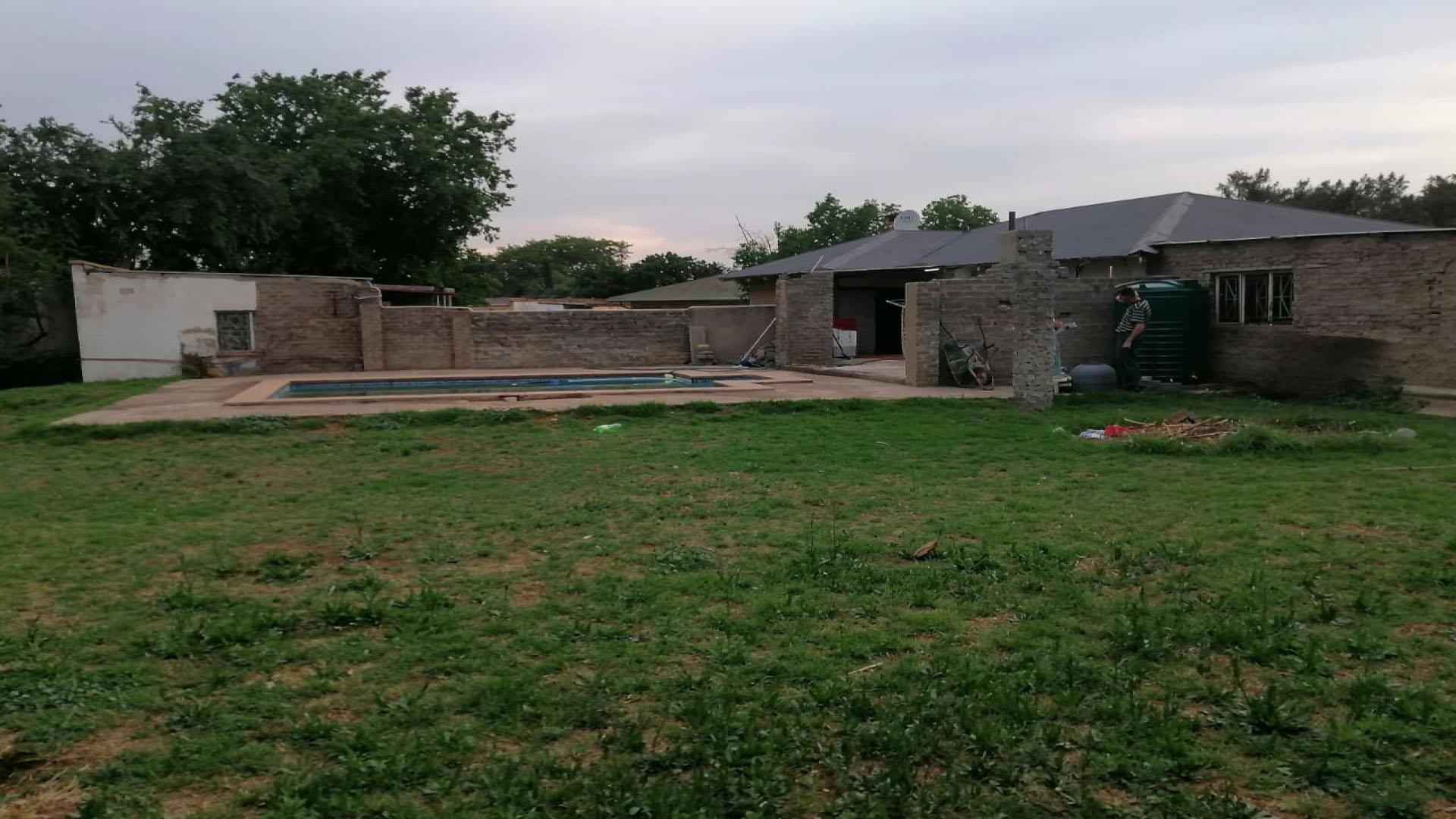 Backyard of property in Vanderbijlpark