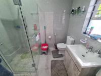 Bathroom 3+ of property in Robertsham