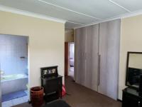  of property in Universitas