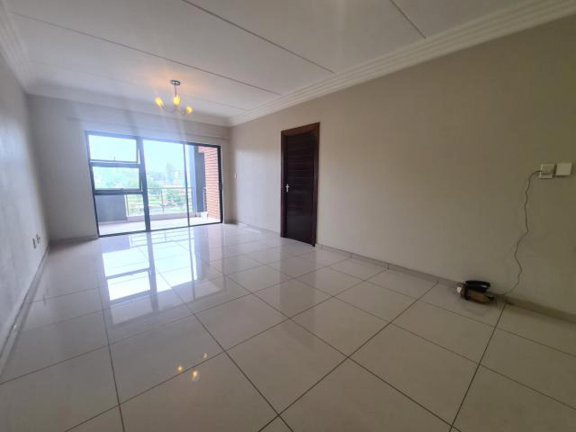 Lounges - 16 square meters of property in Eveleigh