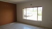 Entertainment - 52 square meters of property in Elspark
