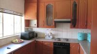 Kitchen - 14 square meters of property in Elspark