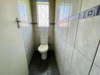 Bathroom 1 - 7 square meters of property in Elspark