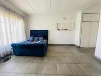 Main Bedroom - 27 square meters of property in Elspark