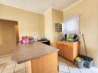 Kitchen - 8 square meters of property in Strand