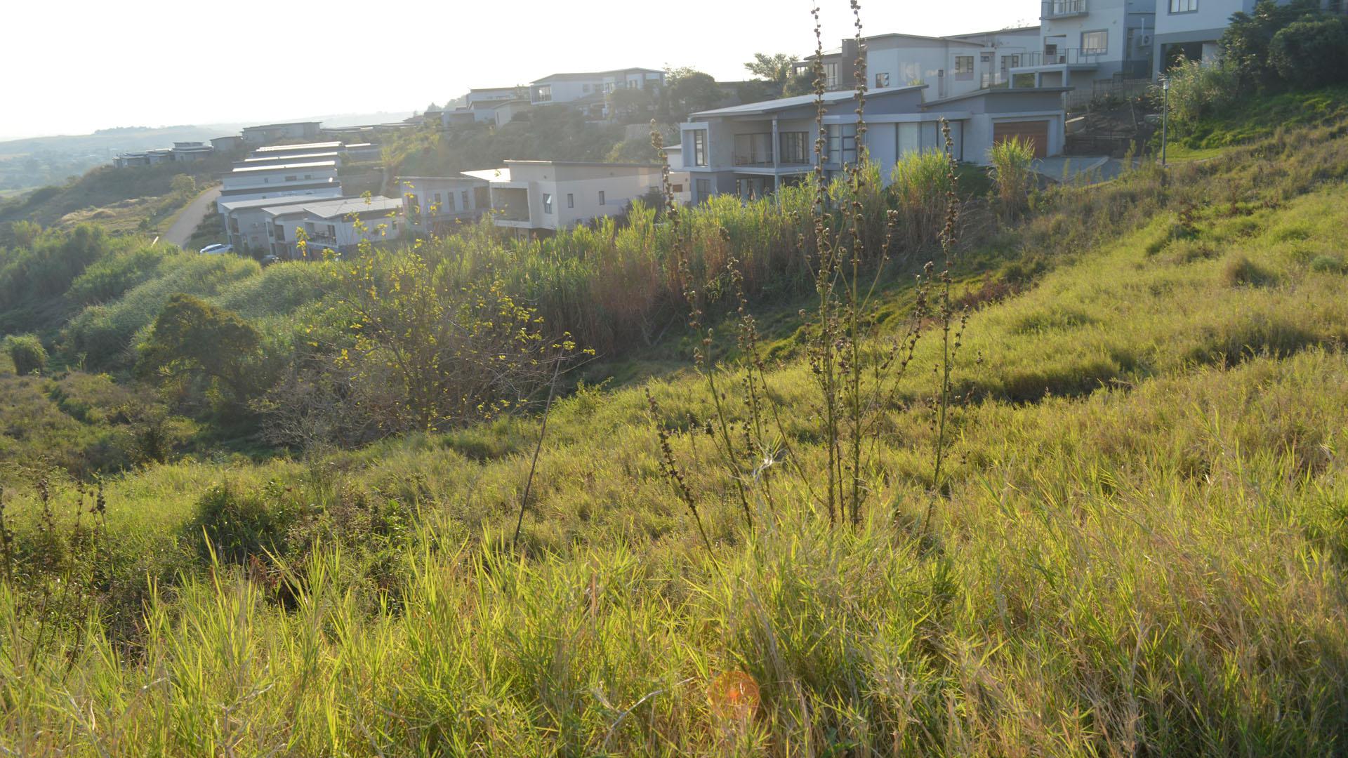 Front View of property in Palm Lakes Family Estate