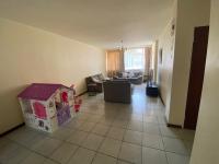  of property in Sunnyside