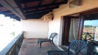Balcony - 8 square meters of property in Port Edward