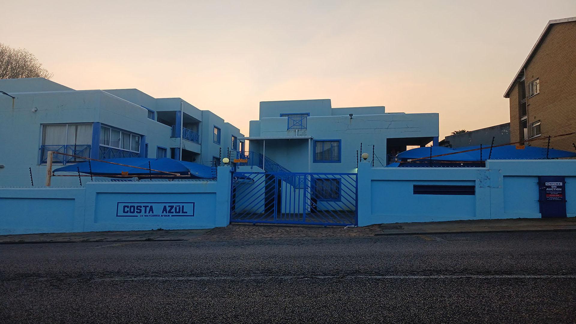 Front View of property in Alberton