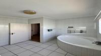 Main Bathroom - 7 square meters of property in Alberton