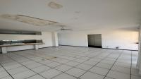 Lounges - 18 square meters of property in Alberton