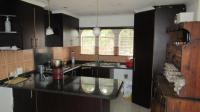 Kitchen - 9 square meters of property in Crystal Park