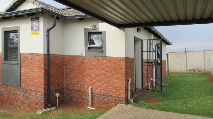 Standard Bank SIE Sale In Execution 3 Bedroom House for Sale in Mindalore - MR538259