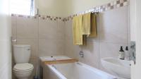 Bathroom 1 - 5 square meters of property in Mindalore