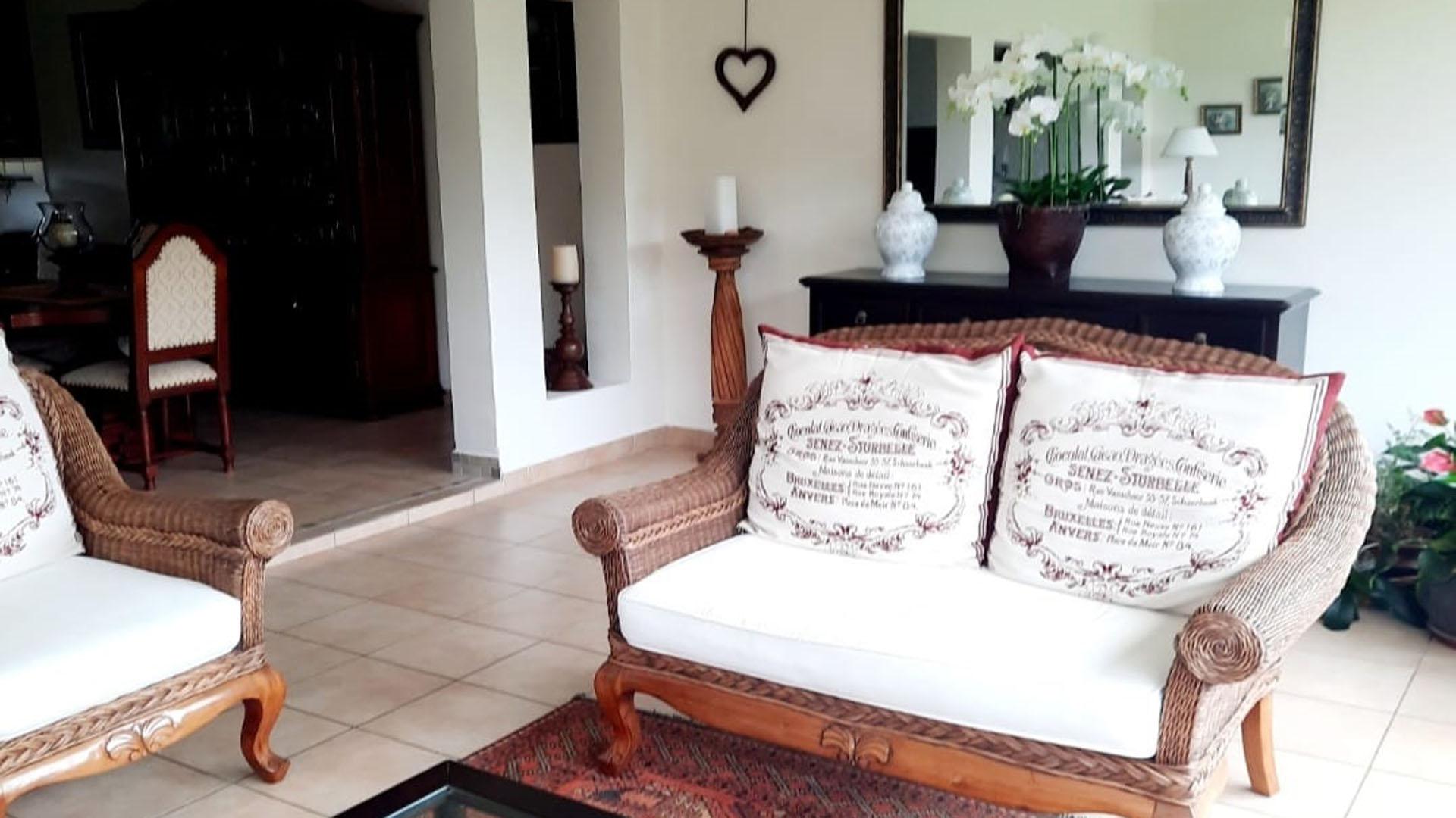 Patio - 28 square meters of property in St Micheals on Sea