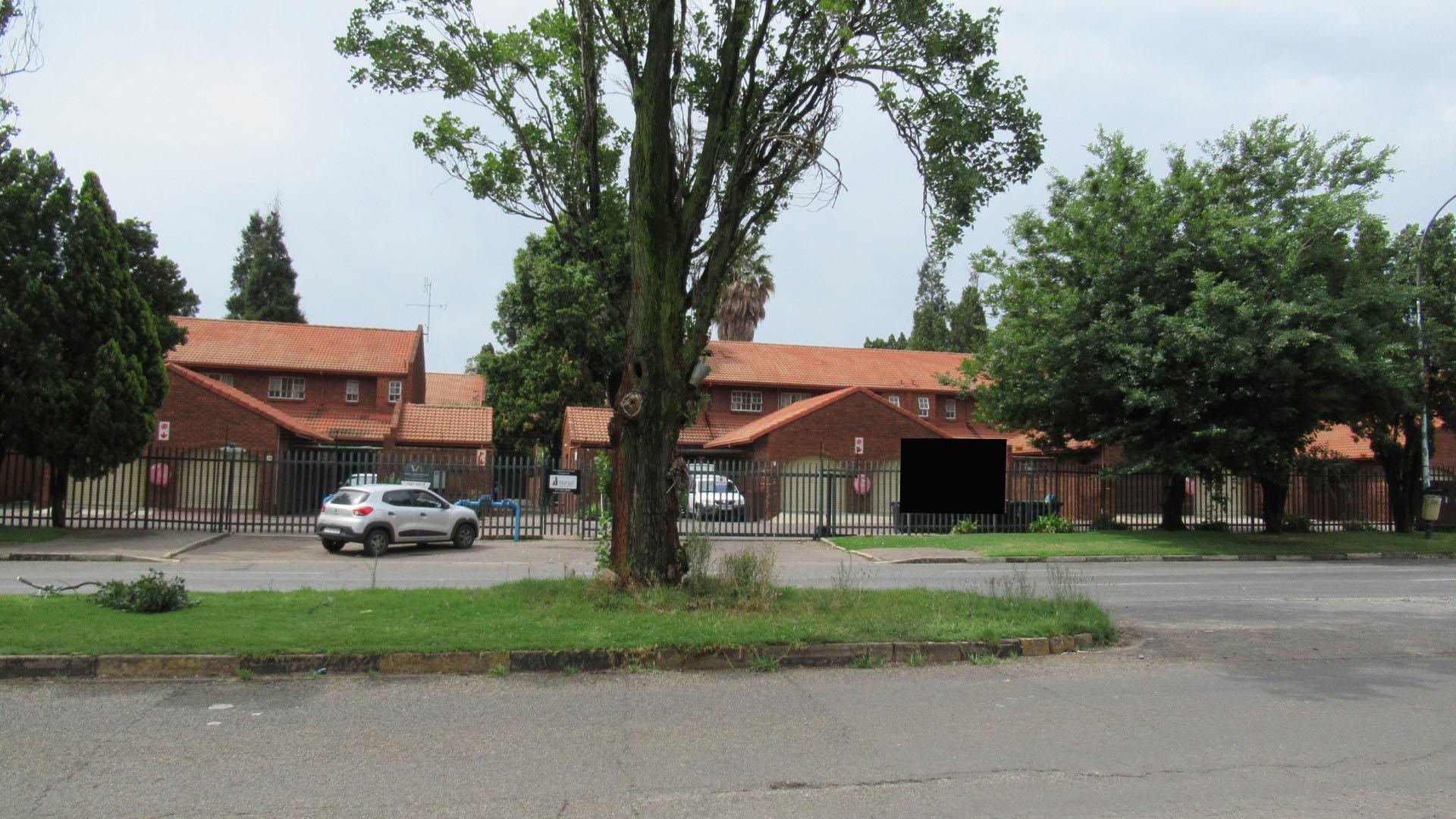 Front View of property in Boksburg South