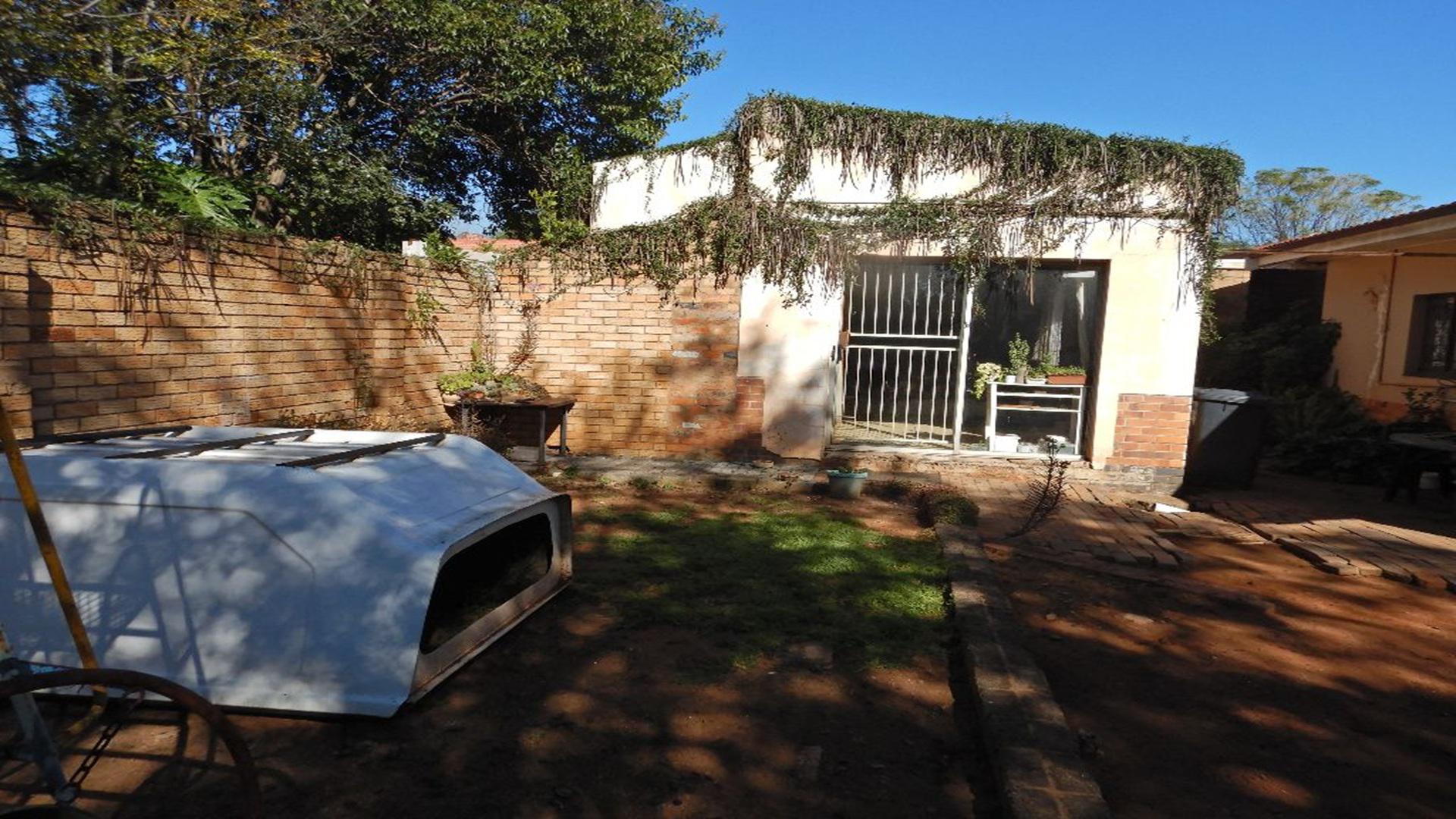 Spaces of property in Lyttelton Manor