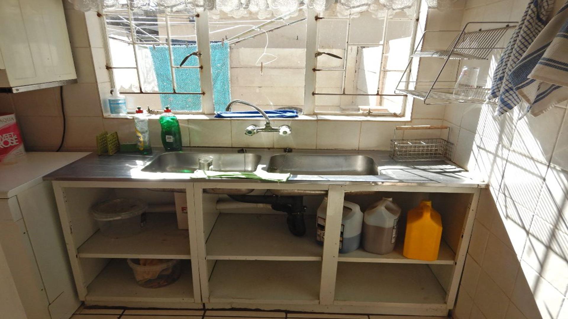 Scullery of property in Lyttelton Manor
