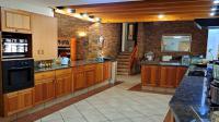 Kitchen of property in Ninapark