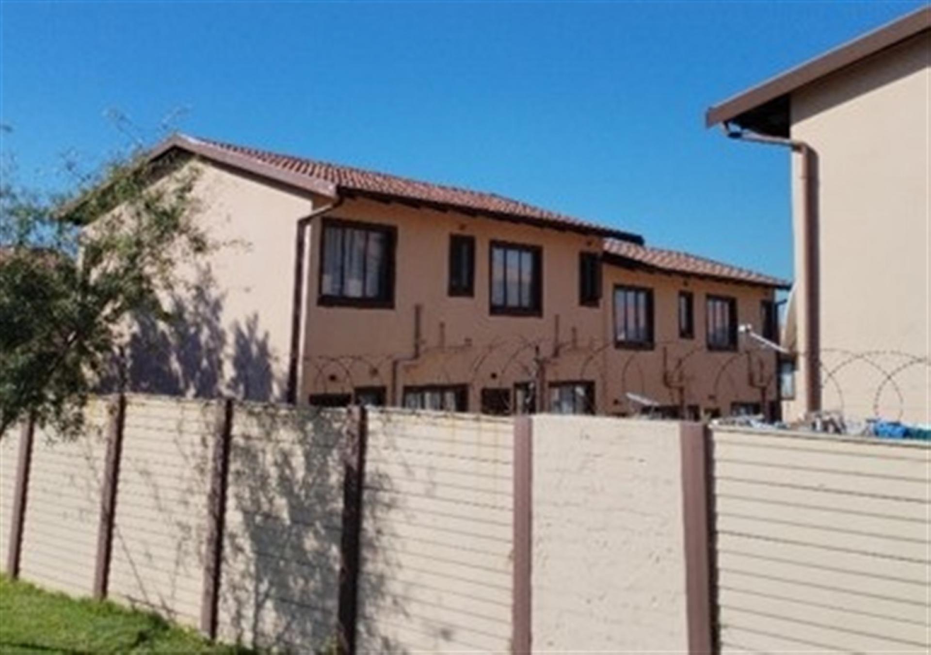 Front View of property in Bramley View