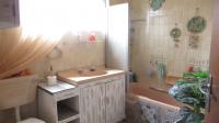 Bathroom 1 - 8 square meters of property in Heidelberg - GP