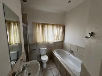 Bathroom 1 of property in Highveld