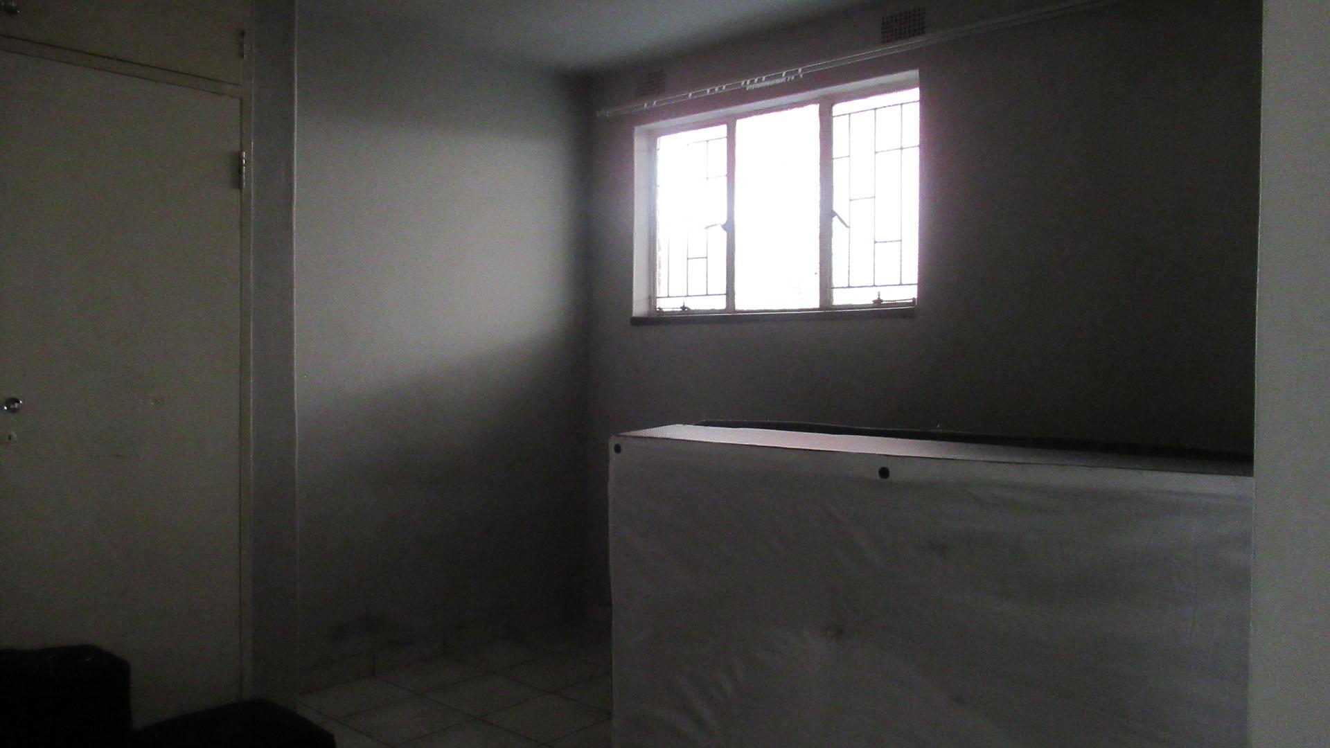 Bed Room 2 - 14 square meters of property in Vereeniging