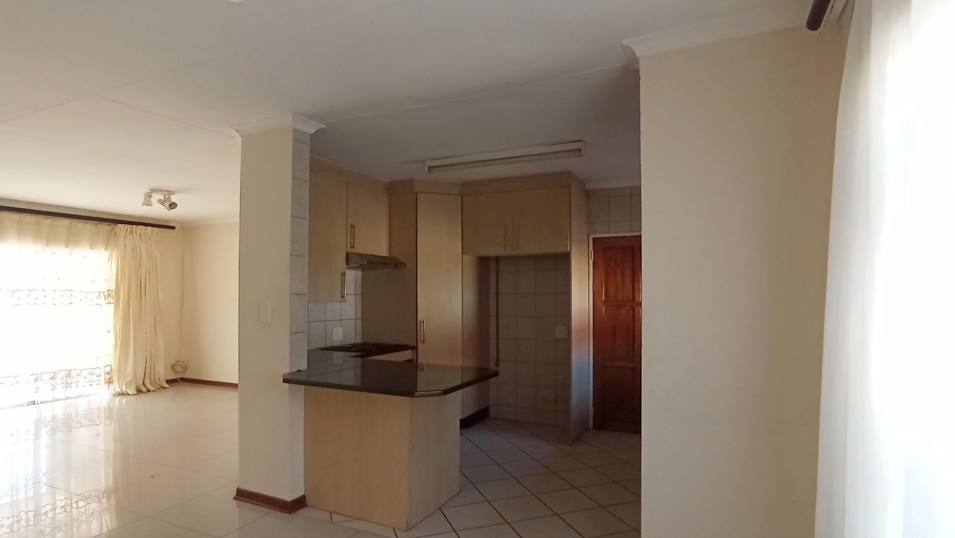 Dining Room - 12 square meters of property in Noordwyk