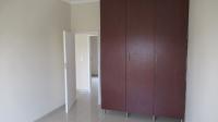 Main Bedroom - 18 square meters of property in Kookrus